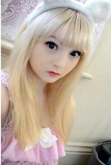 英国15岁白化病萝莉,维纳斯·巴勒莫(被封全球宅男女神)