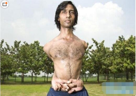 世界五大橡胶人,印度橡胶人伟杰·沙马能用脚喝水