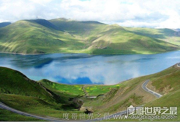 中国最大咸水湖 最权威的中国五大咸水湖排名 中国最大咸水湖 最权威的中国五大咸水湖排名