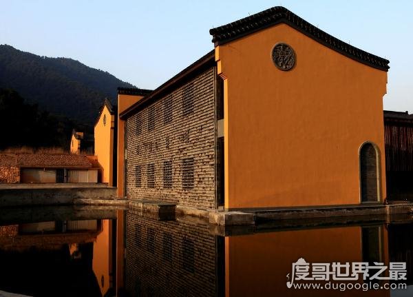 盘点中国十大最贵酒店,华尔道夫胡同四合院住一晚要八千多