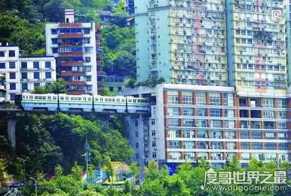 抖音上最火爆的网红城市,西安“摔碗酒”爆红日摔2万个碗